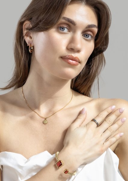 Golden Sun Charm - 18k Forgyldt