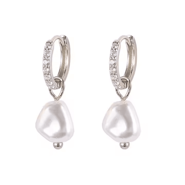 Pearl Charm Øreringe – Forsølvede