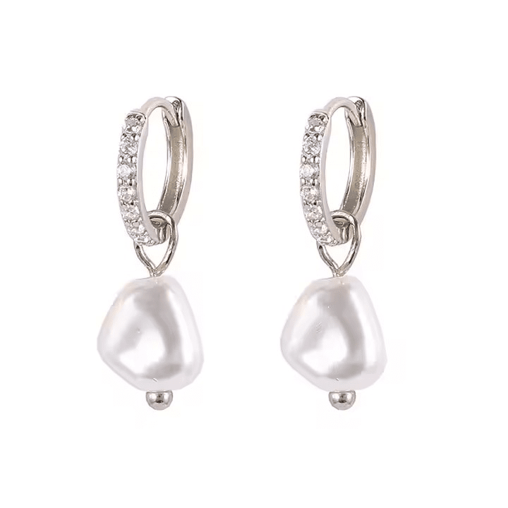 Pearl Charm Øreringe – Forsølvede