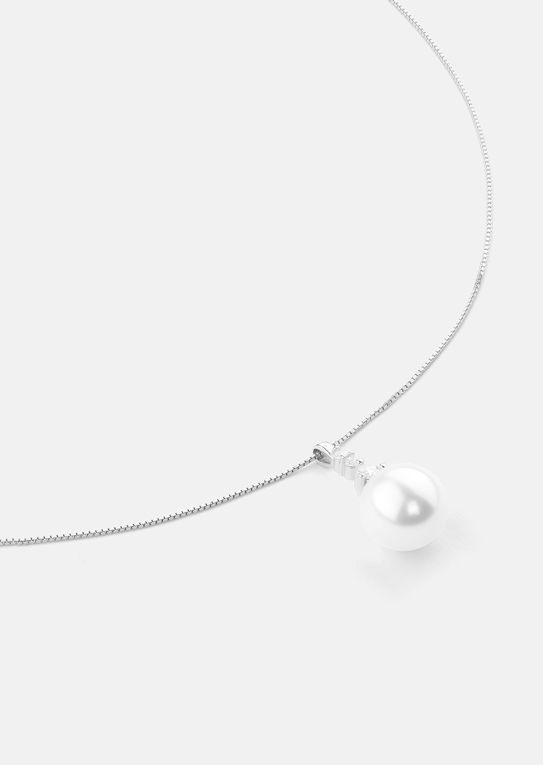 Halskæde Isla Pearl - Forsølvet